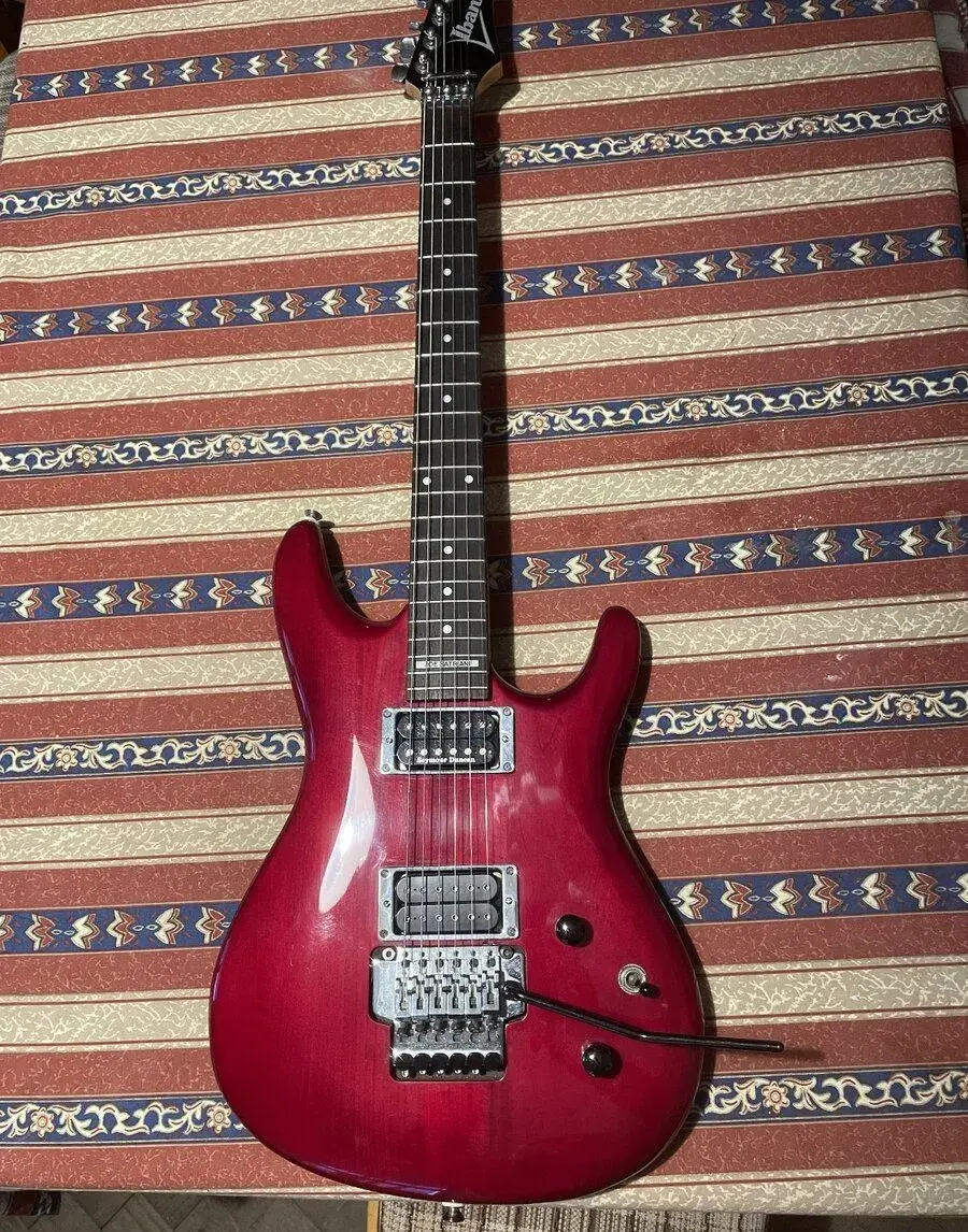 Ibanez JS100