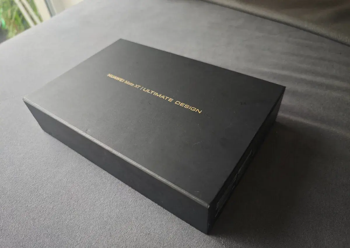 Huawei mate XT ULTIMATE DESIGN 512 GB - TRIFOLD