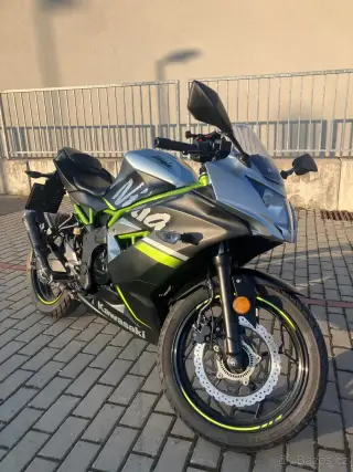 Kawasaki ninja 125 11kw A1