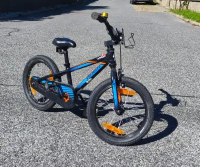 Dětské kolo Specialized Hotrock 16" – černo-modré