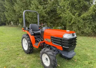 Malotraktor kubota GB200 Grandbia 4x4 top posilovač