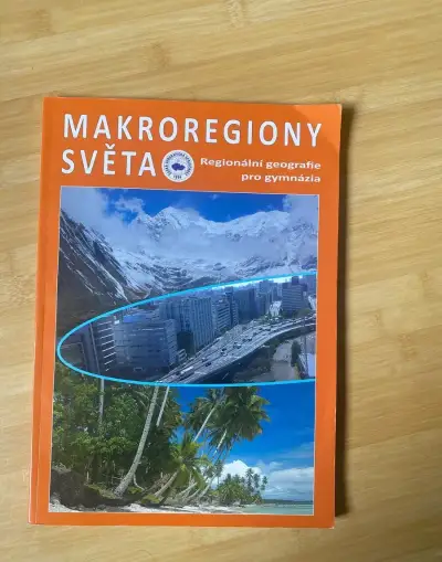 Makroregiony světa učebnice