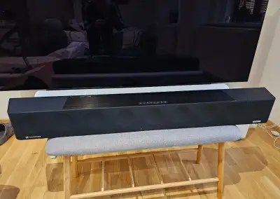 soudbar Sennheiser AMBEO MAX + subwoofer SVS SB-1000, nové