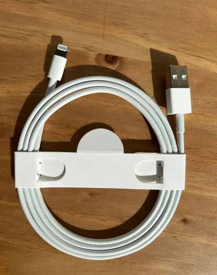 Original Apple nabíjecí kabel USB-A / Lightning