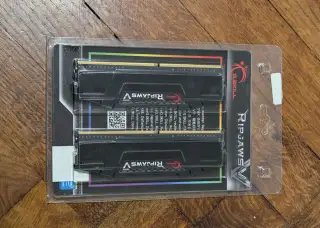 G.Skill Ripjaws V DDR4 16 GB (2x 8GB) 4800 MHz