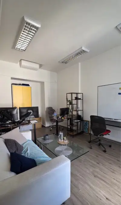 Pronájem kanceláře 20 m² - Karlovo náměstí 8, Praha 2