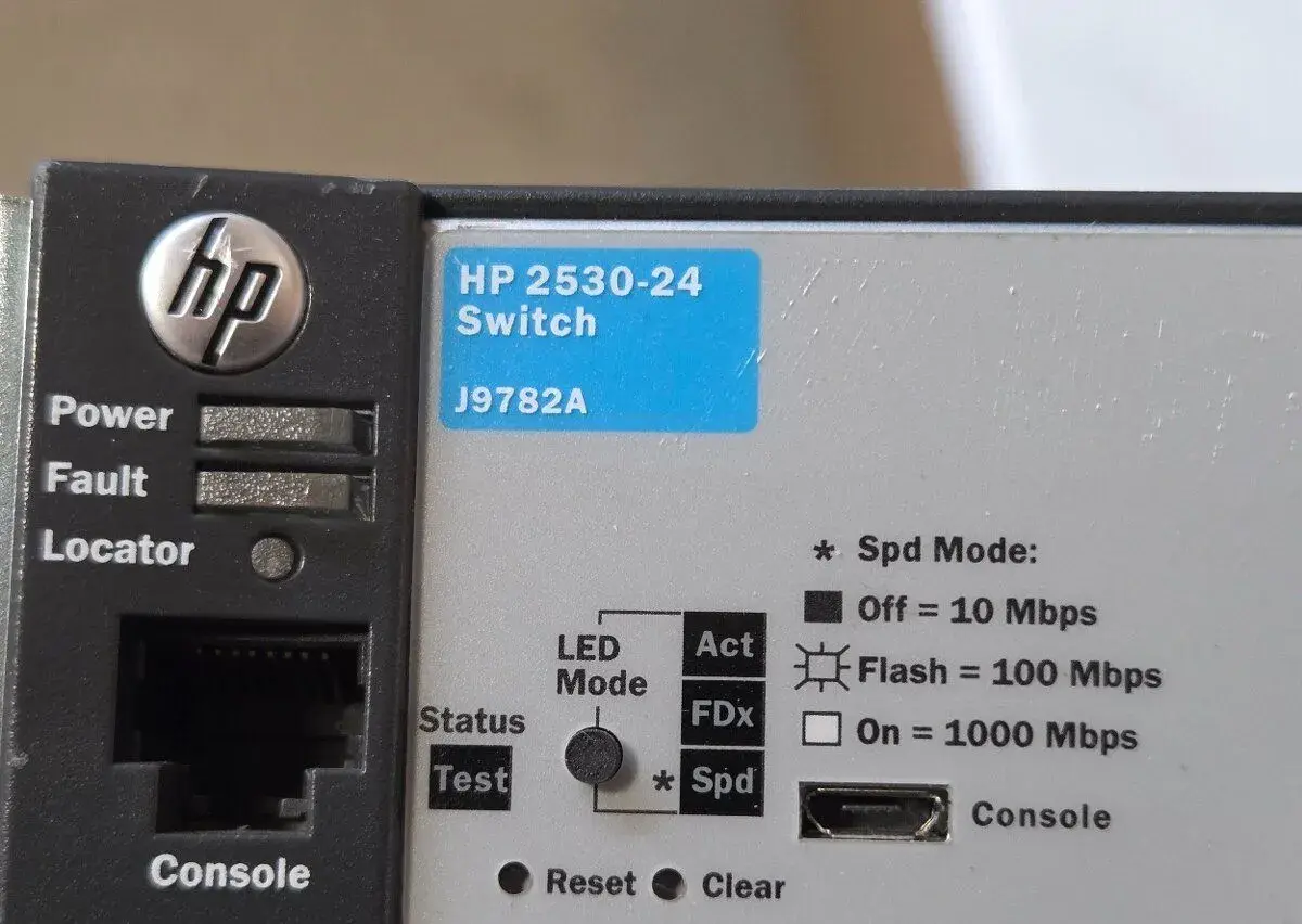 Switch 2530-24 J9782A