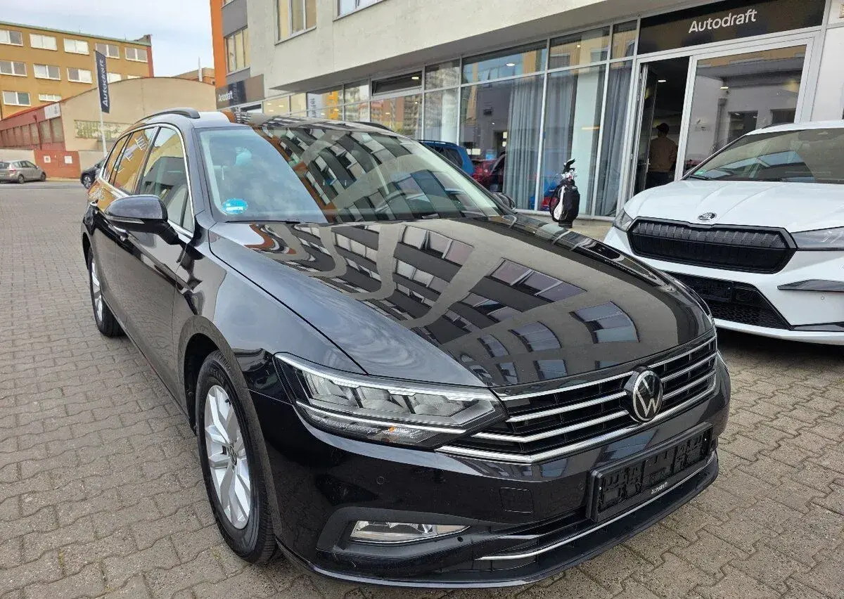 Volkswagen Passat – 2023, 125 139 km