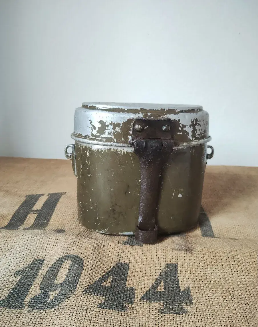 Originální Wehrmacht polní ešus O.H.W.41 na jídlo