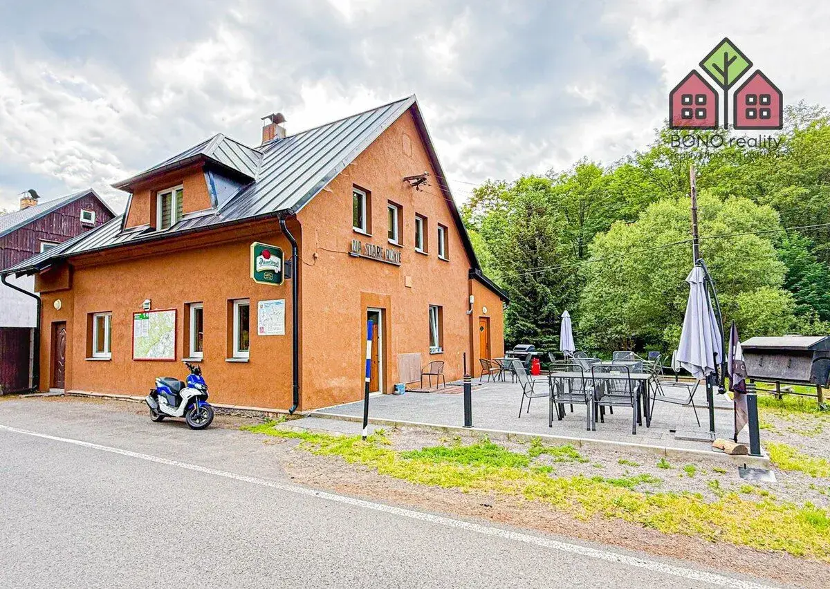 RD, 108 m2, 3+1, zahrada, parkování, po rekonstrukci, se zab