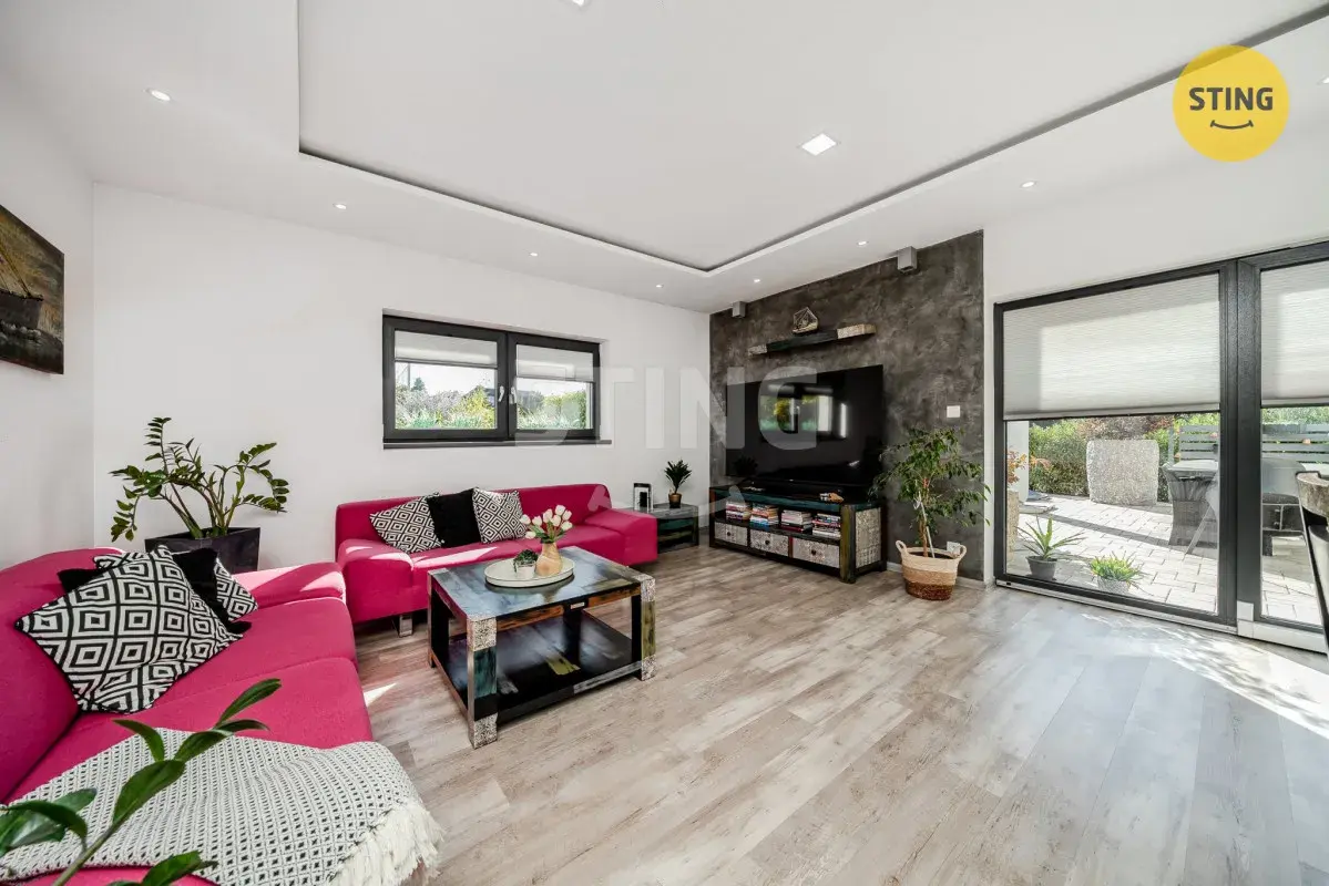 prodej rodinného domu o vel. 4+kk+šatna+sauna, ul. O, 136292