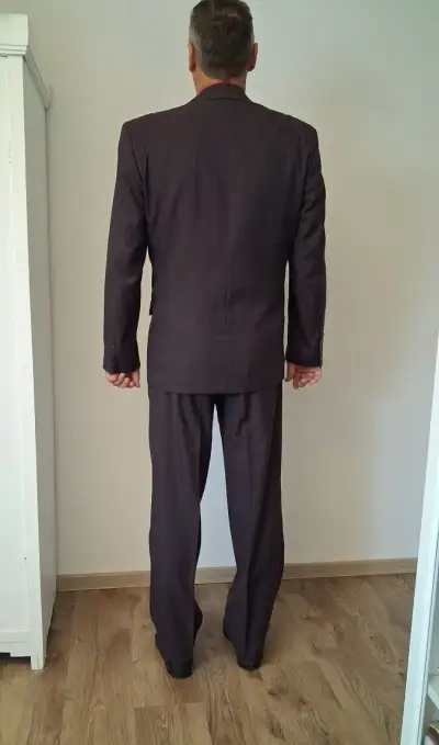 Pánský velmi zachovalý oblek