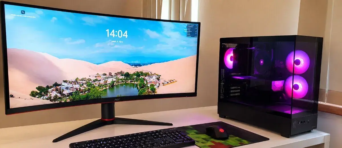 Herní PC Ryzen 7 7700X / RX 9070 XT 16GB / 32GB DDR5 + Monit