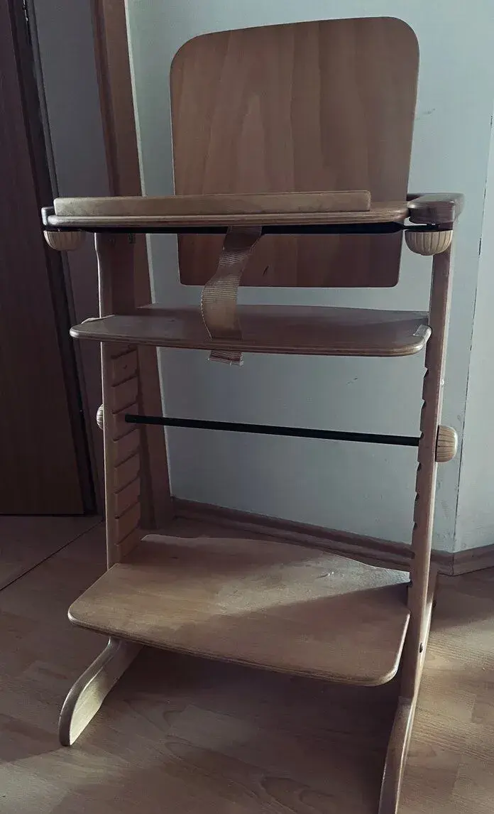 rostoucí židlička dřevěná
