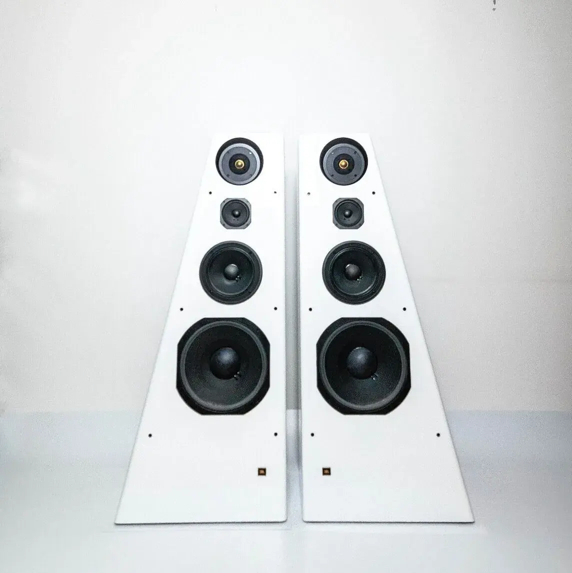 JBL 250Ti Classic Edition/ Dovoz v cene : Brno, Praha ,Olomo