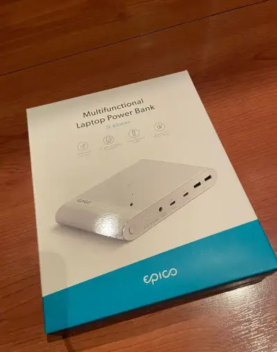 NOVÁ Epico Multifunctional Laptop Power Bank 26 800mAh