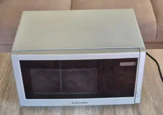 Electrolux EME 1925 S