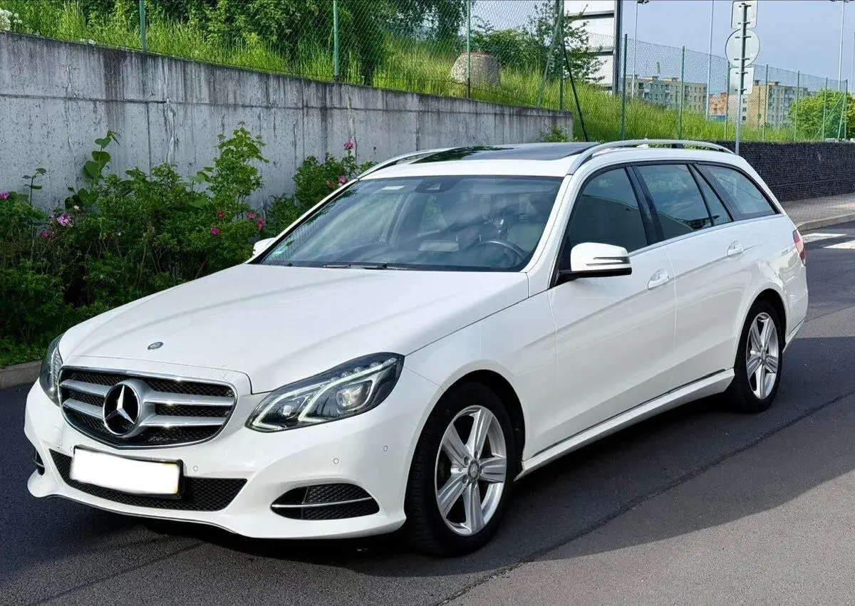 Mercedes-Benz W212 – 2013, 199 995 km