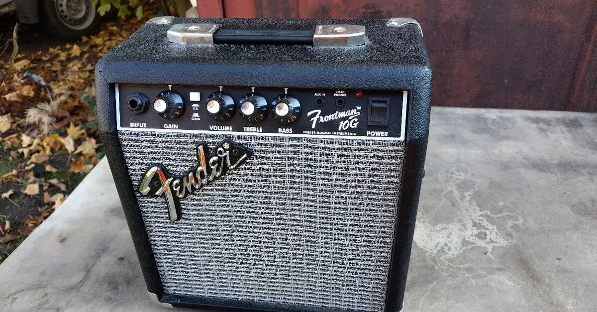 Fender Frontman 10G Kytarové kombo