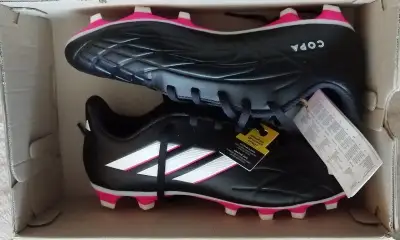 Kopačky zn. Adidas NOVÉ