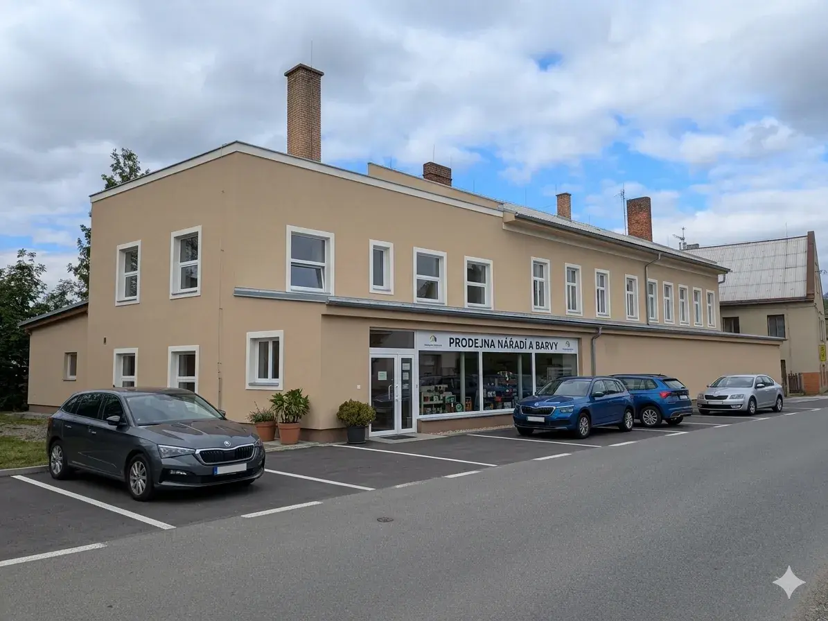 Sklady, výroba, obchod, bytové jednotky. 1100m2