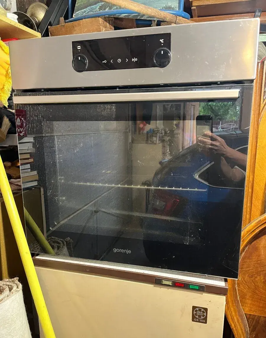 Gorenje trouba vestavná