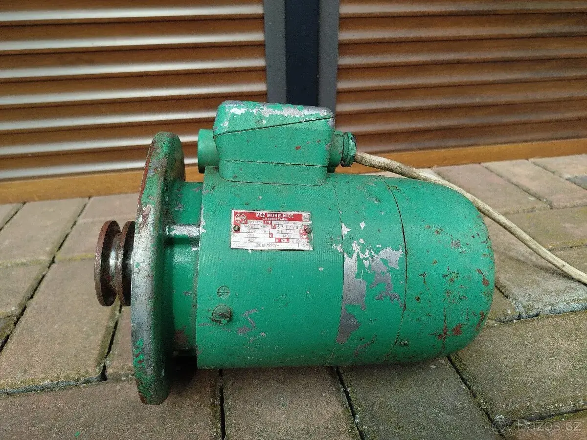 Elektromotor MEZ Mohelnice 370W, 220V, funkční
