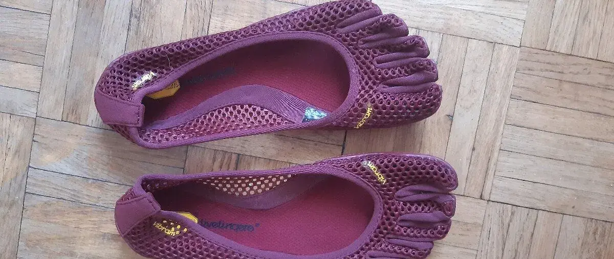 Vibram Fivefingers Vi-B vel. 39