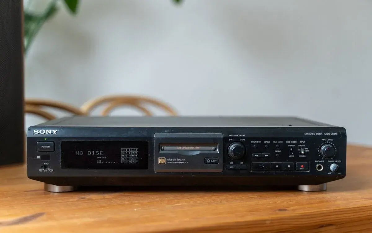 Sony MDS-JE510 – MiniDisc deck, přehrávání vyzkoušeno