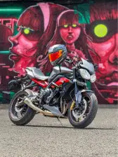 Triumph Street Triple 675 R