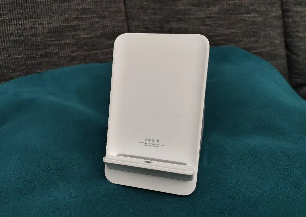 Bezdrátová nabíječka Xiaomi - jako nová