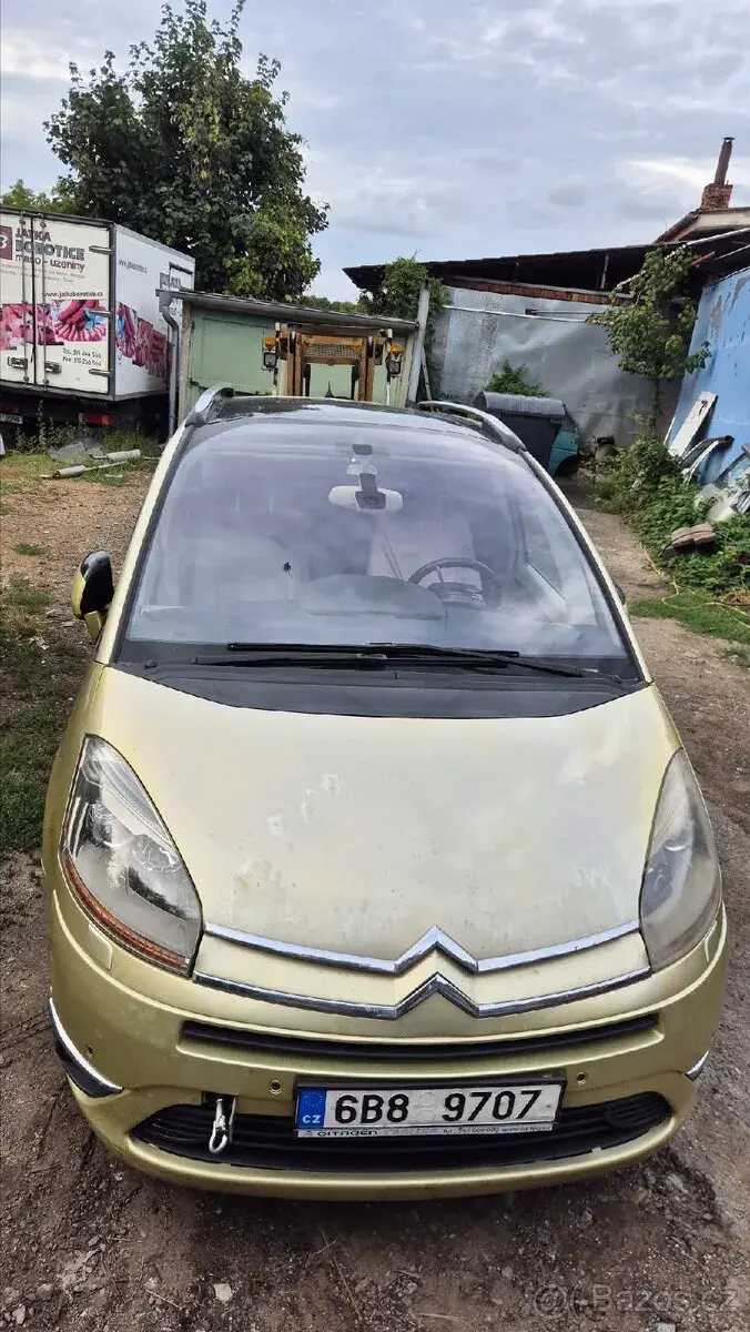Na náhradní díly