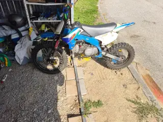 Stomp 160ccm