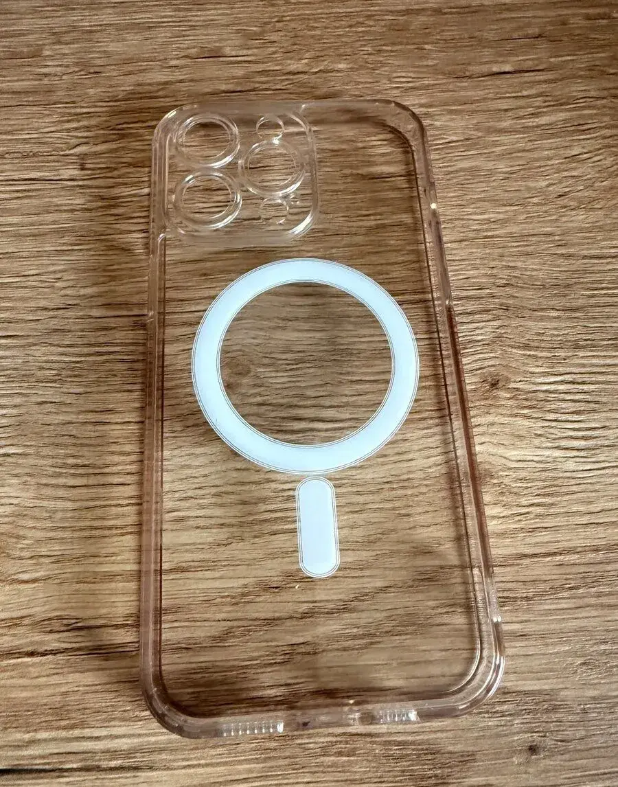 Nabíjecí kryt na iPhone Pro Max