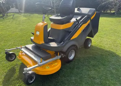 Profesionální zahradní traktor, rieder sekačka