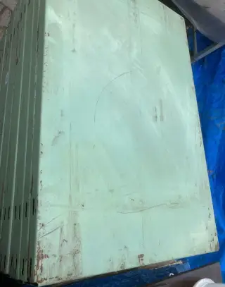 Starší kovové montované bytelné regály 100x66x200cm 4police