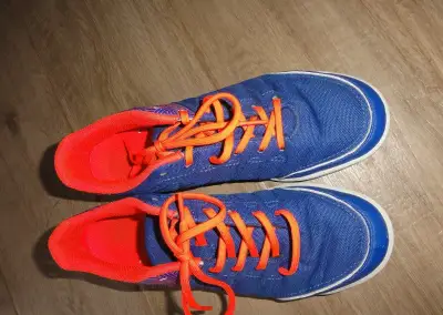 tenisky Kipsta vel. 36 a sálovky Adidas vel. 35.5