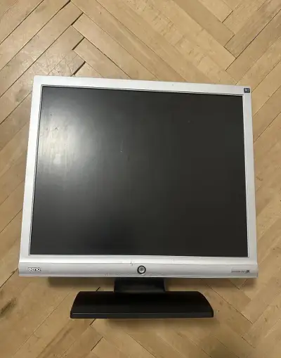 Benq G700 monitor 17"