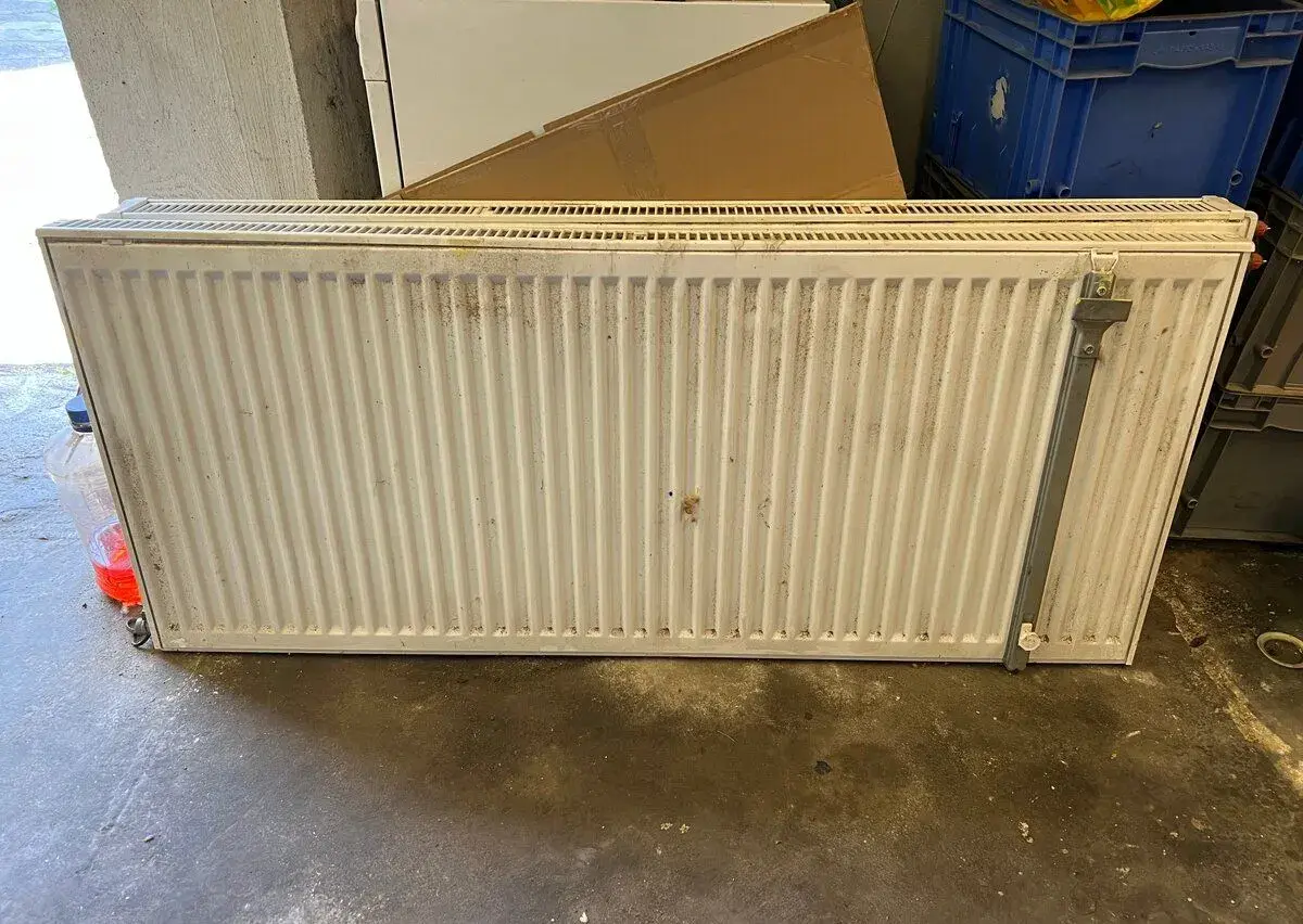 Radiator ( cena za oba kusy )