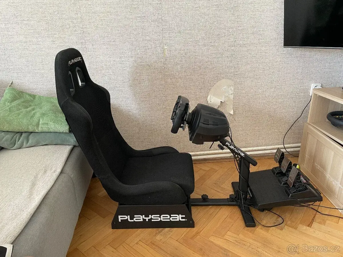 Herní sedačka PLAYSEAT Evolution Black