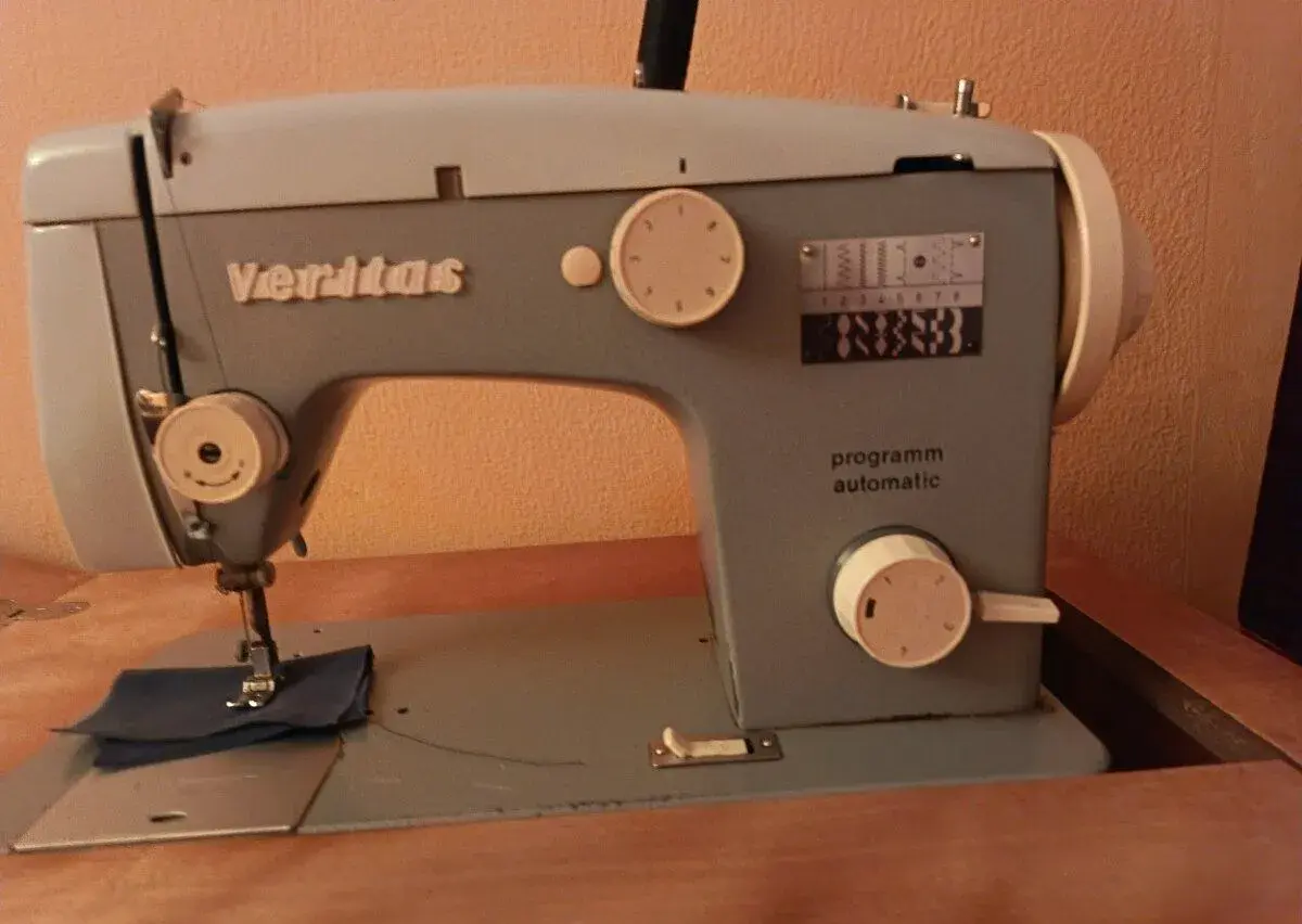 Šicí stroj Veritas Programm Automatic