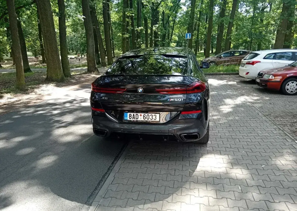 BMW X6 – 2020, 85 000 km