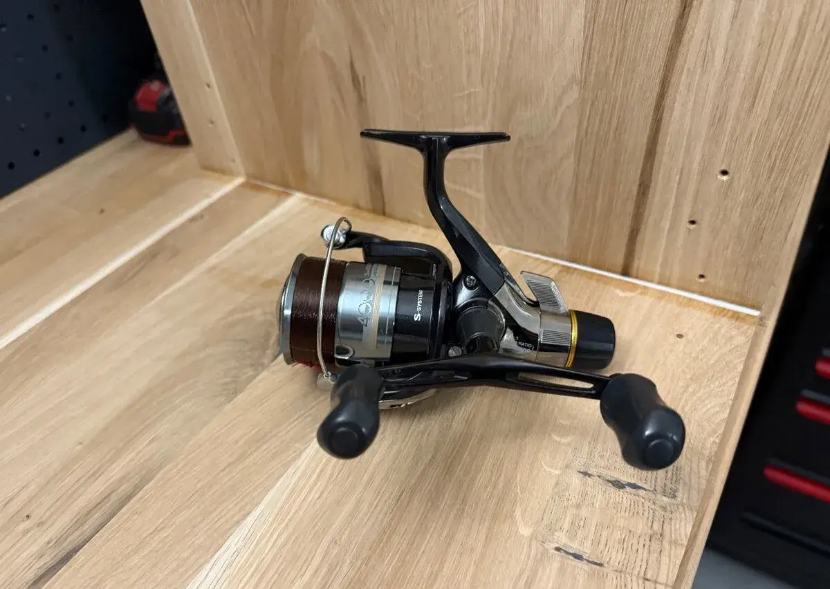 Naviják Shimano Super GTM 4000 modrý