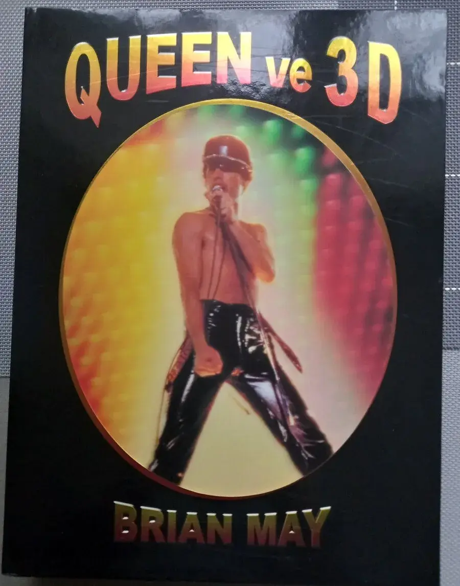 Queen ve 3D/NOVÁ