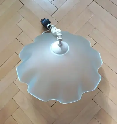 Stahovací lustr