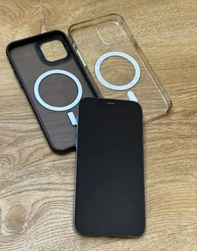 iPhone 12 Pro 256GB Pacific Blue + 2 obaly