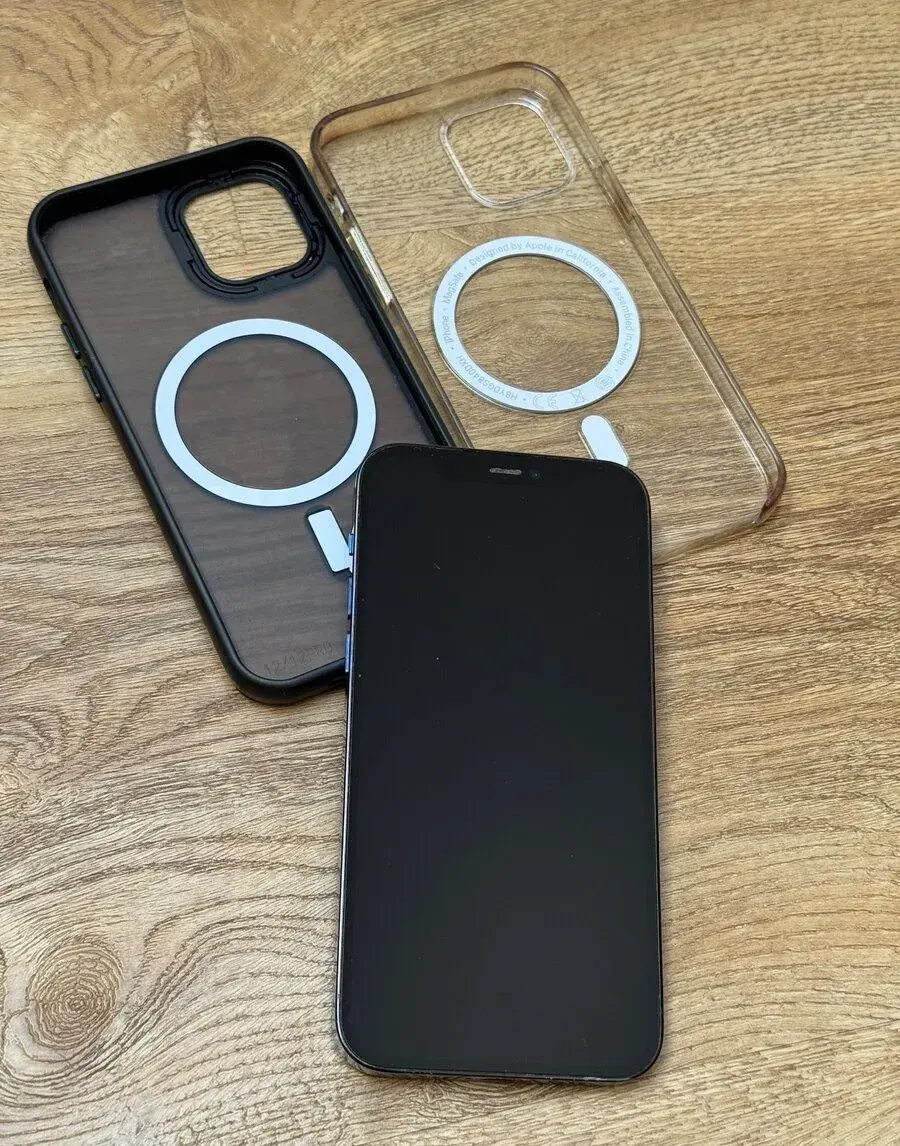 iPhone 12 Pro 256GB Pacific Blue + 2 obaly