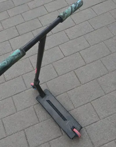Street freestyle koloběžka