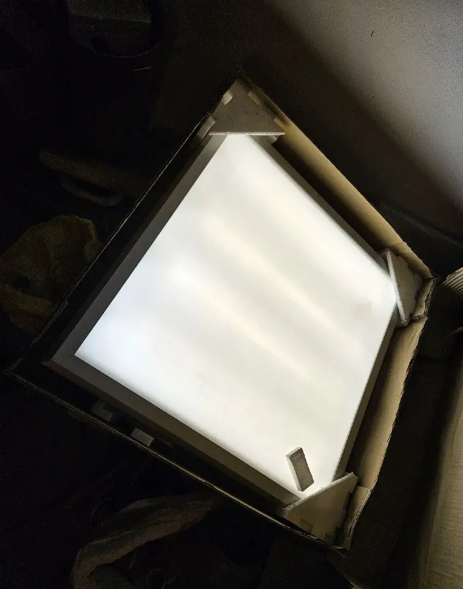 Svetlo vhodne na reklamu, nasviceni softbox