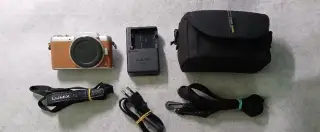 Panasonic Lumix DMC-GF7 m4/3 micro 4/3 GF7